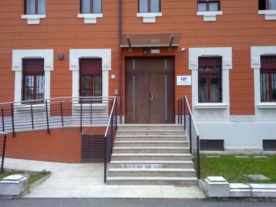 img-sezione-contatti.jpg img-sezione-contatti.jpg