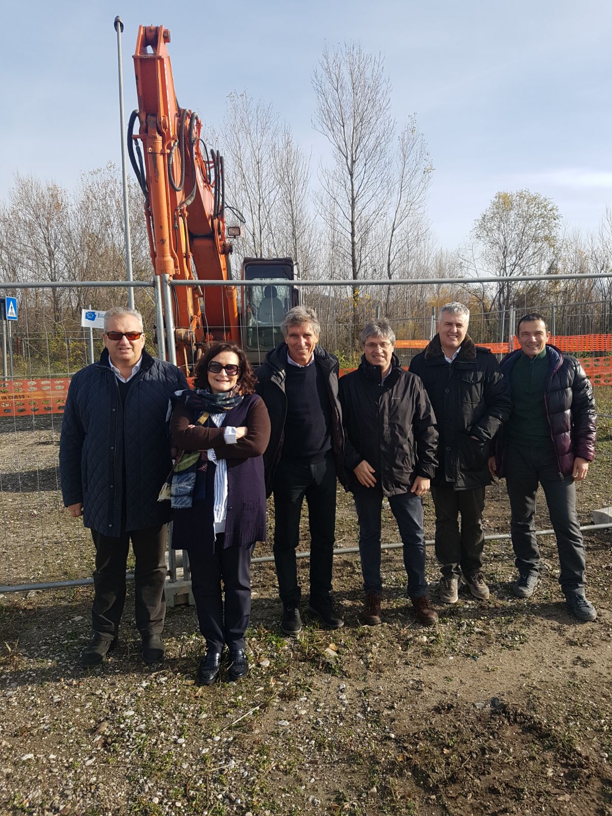 Porto di Monfalcone - Asfaltatura - Torre faro e impianti tecnologici presso il varco n. 2.